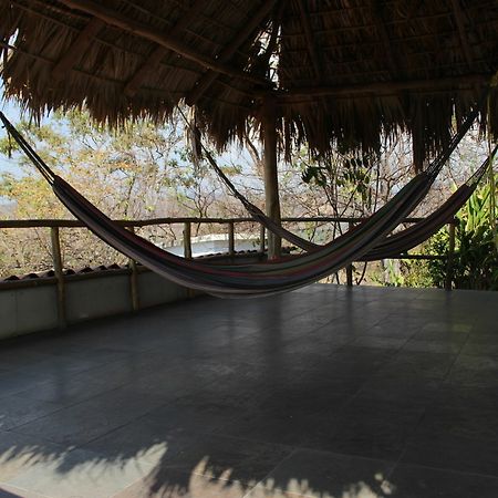 Vista Sunzal Bungalow Ла Либертад Екстериор снимка